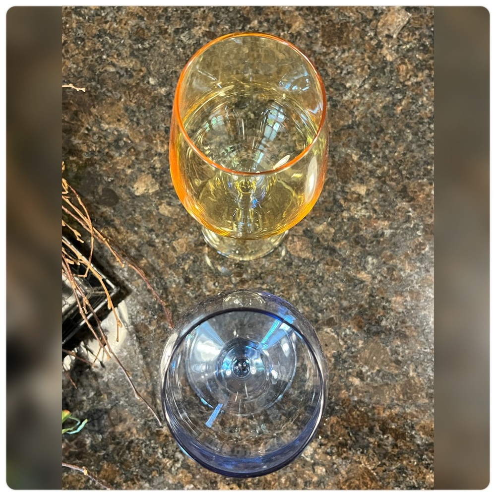 Pasabahce-Turkish Made Pastel (Yellow/Blue) Wine Set Of Four. - Picture 5 of 7